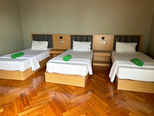 Marbella-Beach-House-(8)